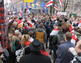 Андрэй Казакевіч: Iснуюць два фактары, якія могуць уплываць на рост пратэстаў у Беларусi