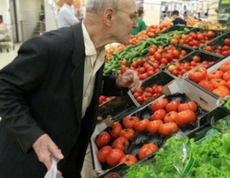 В Беларуси за один месяц продукты подорожали на 1,5 %, а инфляция с начала года составила 10,1 %