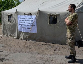 Саакашвили переехал работать в палатку