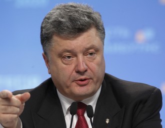 Порошенко рассматривает возможность премьерства Яресько и Садового