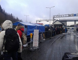 Беларусы собирают митинг на "Каменном Логе" (обновлено)