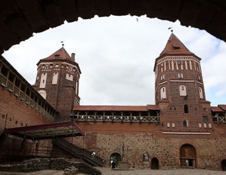 Мірскі замак набыў унікальную калекцыю партрэтаў князёў Радзівілаў