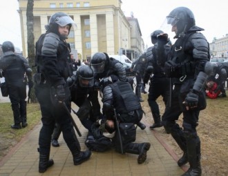 Следчы камітэт адмаўляецца заводзіць справы супраць АМАПу