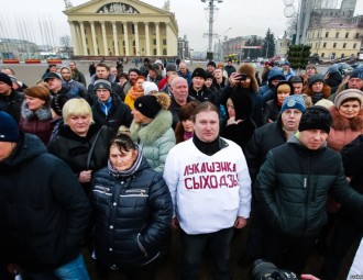 Макаеў: Неаплачаных штрафаў за мітынгі ў мяне ўжо назбіралася на 100 мільёнаў