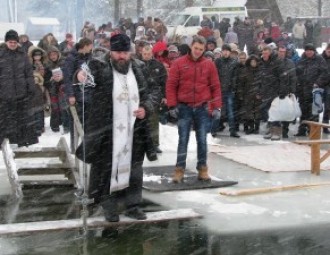 Крещение в Беларуси: богослужения будут совершаться в 40 храмах Минска