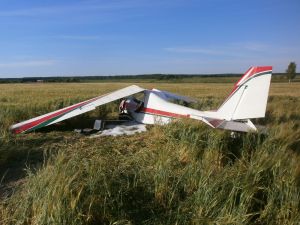 В Круглянском районе упал легкомоторный самолет