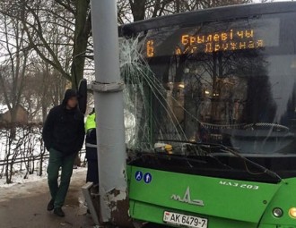 В Минске уснул водитель рейсового автобуса - шесть человек госпитализированы