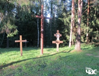 Чаму дагэтуль стаіць самавольны новабуд "Бульбаш-хол" каля Курапатаў?