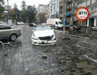 У Кіеве разбураны помнік Міхаілу Жызнеўскаму