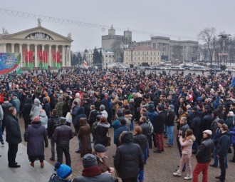 Чыноўнікі адмовіліся ісці на “Марш недармаедаў”, але шэсце дазволілі