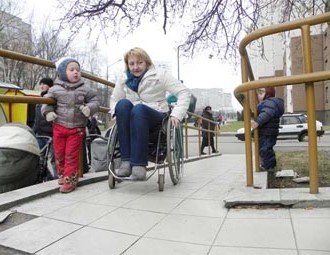 Чужыя сярод сваіх, або Тры прычыны, па якіх мы не бачым інвалідаў на вуліцы